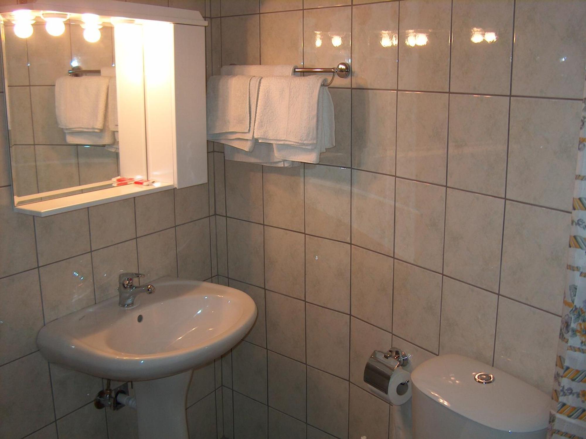 דלפי Chrissa Camping Rooms & Bungalows חדר תמונה